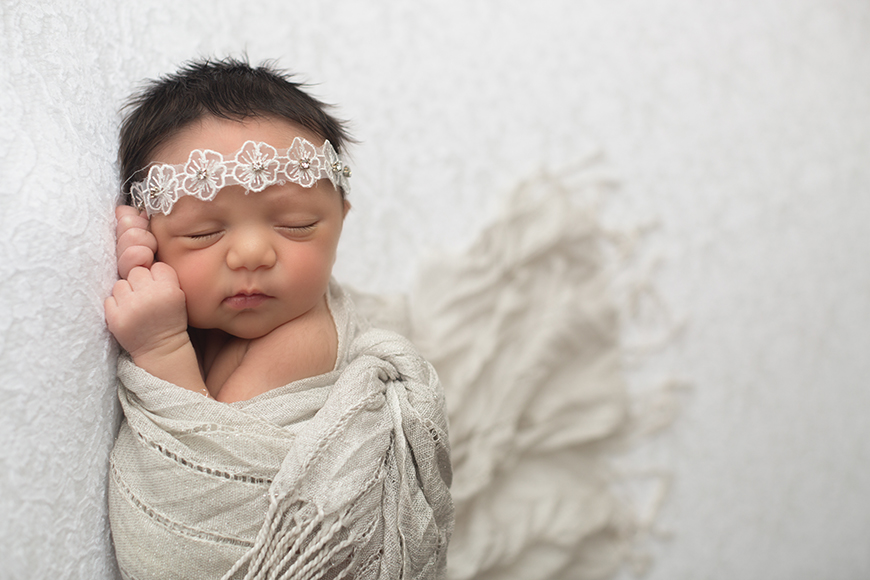 Columbus Newborn Photographer Mireya