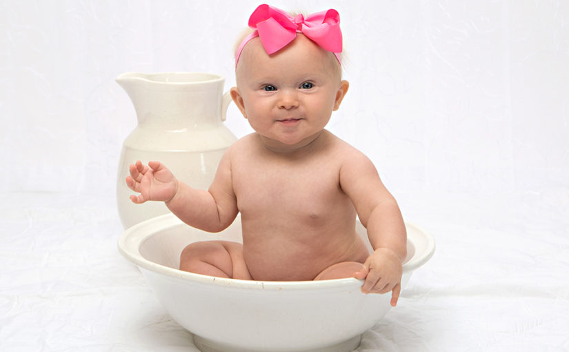 baby in water pitcher prop bowl photogfraphy